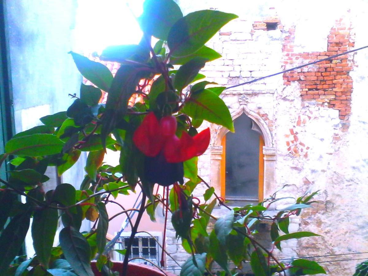 Apartment Sibenik Johnny'S Place Luaran gambar